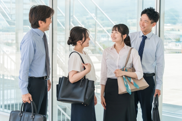 外食・宿泊料などサービス物価が上昇　令和6年版「労働経済の分析」公表　