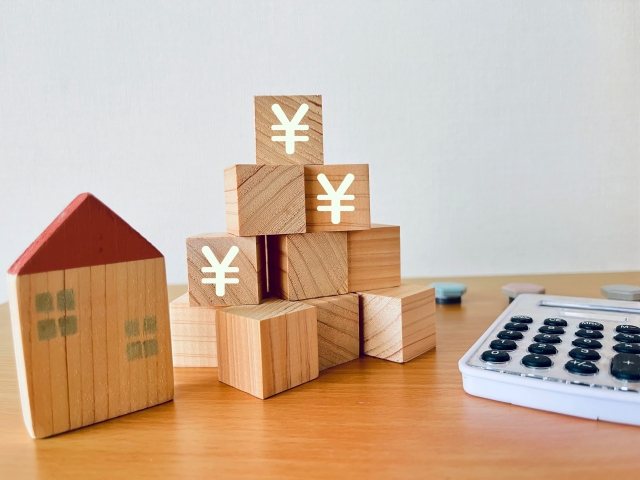 2人以上世帯の生活費平均が月31万4,001円で4.6％増加　2025年家計調査